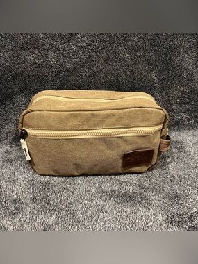 Bella Russo Canvas Toiletry Bag in tan unisex